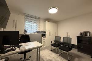 Wohntraum mit Seltenheitswert: Exklusives EFH in Eislingen auf beeindruckend großem Grundstück! – Die vollständige Adresse der Immobilie erhältst du vom Anbieter., 73054 Eislingen/Fils – Vorschaubild 11