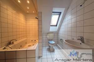 (D)EIN Wohnglück über MG-Bonnenbroich
Gemütliche Dachgeschosswohnung mit Balkon & Garagenoption – 41238 Bonnenbroich-Geneicken, Mönchengladbach – Vorschaubild 6