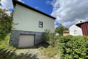Zuhause ankommen: Großzügiges Familienidyll mit Platz für alle Generationen – Die vollständige Adresse der Immobilie erhältst du vom Anbieter., 8056 Oberhohndorf, Zwickau – Vorschaubild 1