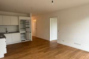 Perfekte 4-Zimmer-Wohnung für Familien mit Einbauküche, Loggia und Keller inklusive!  – Biedenkopfer Straße 52, 13507 Tegel, Berlin – Vorschaubild 14