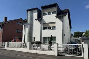 Exklusives Wohnen in bester Lage - Traumgarten mit Pool inklusive – Die vollständige Adresse der Immobilie erhältst du vom Anbieter., 50226 Frechen – Vorschaubild 2