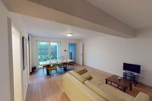 Helle 2-Zimmer-Wohnung mit gehobener Ausstattung in ruhiger Lage