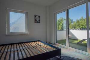 Ein Zuhause mit außergewöhnlichen Möglichkeiten -  stilvolles Zweifamilienhaus in Frankfurt-Harheim – 60437 Harheim, Frankfurt am Main – Vorschaubild 36