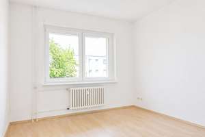 Sanierte 2-Zimmer inkl. Pkw-Stellplatz - bezugsfrei ab 01.10.2026 – Die vollständige Adresse der Immobilie erhältst du vom Anbieter., 12349 Buckow, Berlin – Vorschaubild 2
