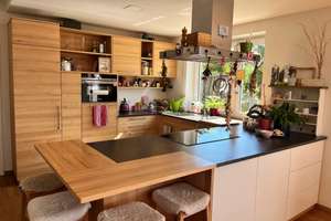 Platz zum Leben, Spielen und Gärtnern: Sonniges Einfamilienhaus mit 6 Zimmern und Feldbergblick – Feldbergstraße 76, 61389 Schmitten – Vorschaubild 5