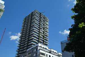 Stilvoll leben im exklusiven Eden-Tower – mit Concierge, Einbauküche und Balkon! – Frankfurt am Main – Vorschaubild 2