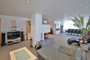 Großzügiges Einfamilienhaus mit vermieteter Maisonette-Einliegerwohnung in Karlsruhe-Grötzingen – Die vollständige Adresse der Immobilie erhältst du vom Anbieter., 76229 Grötzingen, Karlsruhe – Vorschaubild 7