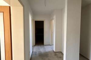 Großzügige 3-Zimmer-Wohnung in Leverkusen Opladen mit Balkon – Friedrich-List-Straße 28, 51379 Opladen, Leverkusen – Vorschaubild 4