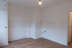 Schöne Wohnung mit Balkon in Gelsenkirchen – Bußmannstraße 16, 45896 Hassel, Gelsenkirchen – Vorschaubild 3