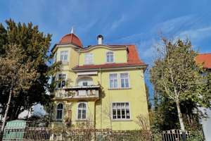 Charmante Stadtvilla mit drei großen Wohnungen – Die vollständige Adresse der Immobilie erhältst du vom Anbieter., 72762 Reutlingen-Mitte, Reutlingen – Vorschaubild 20