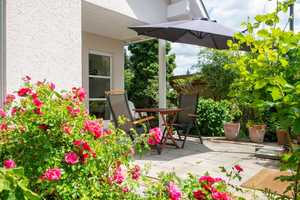 Zeitlos schön: Modernisiertes Haus mit Garten, Pool, Garage, effizienter Heizung & PV-Anlage – Potsdam-Mittelmark (Kreis) – Vorschaubild 18