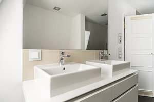 NEU *Paul & Partner* EXKLUSIVE PENTHOUSE-MAISONETTE! MÖBLIERT MIT KLIMA, EBK & 3X BALKONEN ! – Die vollständige Adresse der Immobilie erhältst du vom Anbieter., 65203 Biebrich, Wiesbaden – Vorschaubild 32