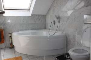 INPREX-IMMO GmbH - Helles Penthouse mit ruhigem Süd-Westbalkon, Kamin, 2 Bäder, Galerie etc. – Erlengrund 2, 50997 Rondorf, Köln – Vorschaubild 14