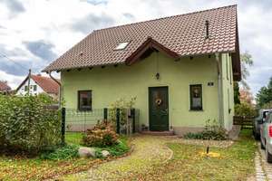 Modernes Einfamilienhaus in ruhiger Wohnlage von Beelitz – Die vollständige Adresse der Immobilie erhältst du vom Anbieter., 14547 Beelitz – Vorschaubild 1