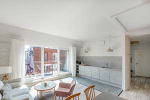 Top-Lage im Scheunenviertel: Helle Dachgeschosswohnung mit Blick auf den Fernsehturm – Die vollständige Adresse der Immobilie erhältst du vom Anbieter., 10119 Mitte (Ortsteil), Berlin – Vorschaubild 5