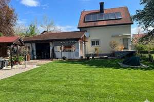 CHARMATES ANWESEN MIT TRAUMHAFTEM GARTEN – Die vollständige Adresse der Immobilie erhältst du vom Anbieter., 79771 Klettgau – Vorschaubild 3