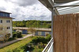 Helle 3-Zimmer-Wohnung mit Balkon, Einbauküche und TG-Stellplatz in Heimstetten – 85551 Kirchheim bei München – Vorschaubild 3
