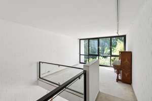 Außergewöhnliche Split-Level-Architektur - Familienfreundliches Wohnen direkt am Naturschutzgebiet – Die vollständige Adresse der Immobilie erhältst du vom Anbieter., 40595 Urdenbach, Düsseldorf – Vorschaubild 4