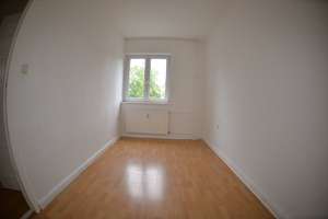 2-Zimmer-Wohnung mit Kleingarten – Pionierstraße  3, 13585 Falkenhagener Feld, Berlin – Vorschaubild 3