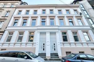 Rendite-Highlight: FAKTOR 14 - 8 kernsanierte Wohnungen, 82.900 € Jahresmiete