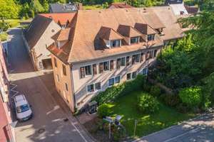 Denkmalgeschütztes Wohnhaus mit historischem Charme