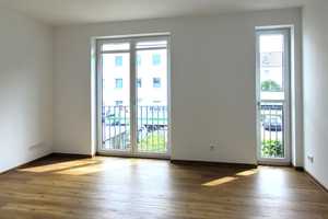 Modernes Stadthaus mit Einbauküche, Garten, Dachterrasse und Tiefgaragenstellplatz – Wolfsburg – Vorschaubild 8