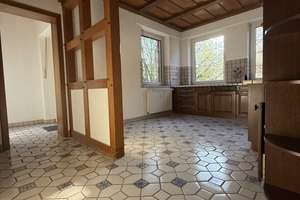 Großzügige 3-Zimmer-Wohnung im 1. OG eines freistehenden Hauses mit Stadtvilla-Charakter – Paderborner Straße 97, 44143 Kaiserbrunnen, Dortmund – Vorschaubild 9