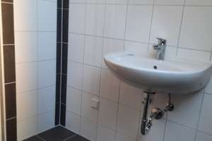**Erstbezug nach Modernisierung - 2-Zimmer-Wohnung** – Frintroper Str. 316, 45359 Bedingrade, Essen – Vorschaubild 2