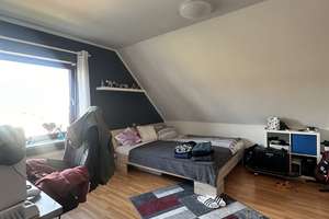 * Mehrfamilienhaus in Gladebeck * 3 Wohneinheiten*vermietet * Doppelcarport * Stellplatz * Garten * – Die vollständige Adresse der Immobilie erhältst du vom Anbieter., 37181 Hardegsen – Vorschaubild 9