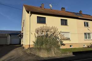 1-2 FH mit Garten und Garage in SB-Ensheim! – Die vollständige Adresse der Immobilie erhältst du vom Anbieter., 66131 Ensheim, Saarbrücken – Vorschaubild 1