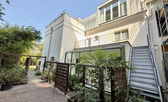 Zentral gelegenes Stadthaus in ruhiger Hoflage