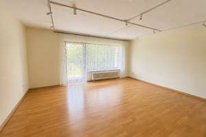 Vampirfreunde aufgepaßt - 2 Zimmer Wohnung in der Friedhofstraße mit Loggia und TG-Platz – Friedhofstr. 27, 76530 Innenstadt, Baden-Baden – Vorschaubild 3