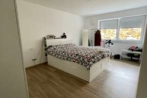 Sehr schöne Wohnung mit 4 Zimmern und viel Platz in Offenstetten – Die vollständige Adresse der Immobilie erhältst du vom Anbieter., 93326 Abensberg – Vorschaubild 3