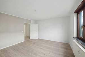Charmante Eigentumswohnung mit durchdachtem Grundriss – in Bonn-Friesdorf – Die vollständige Adresse der Immobilie erhältst du vom Anbieter., 53175 Godesberg-Nord, Bonn – Vorschaubild 5