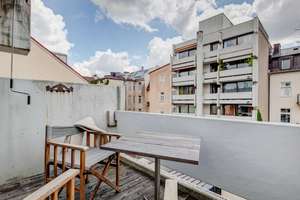 Maxvorstadt: Amalienstraße, Kleines Refugium mit Dachterrasse und Tiefgarage - frei ab 10/26 – Die vollständige Adresse der Immobilie erhältst du vom Anbieter., 80799 Universität, München – Vorschaubild 4
