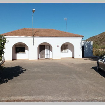 Haus mit Grundstück in Gafarillos