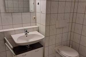 Gemütliche kleine Erdgeschosswohnung der Erlanger Innenstadt – Die vollständige Adresse der Immobilie erhältst du vom Anbieter., 91052 Stubenloh, Erlangen – Vorschaubild 8