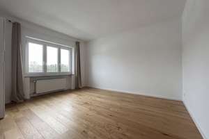 Altbauwohnung in Lindenthal - 3 Zimmer Wohnung mit Balkon und Blick ins Grüne – Die vollständige Adresse der Immobilie erhältst du vom Anbieter., 50931 Lindenthal (Ortsteil), Köln – Vorschaubild 4