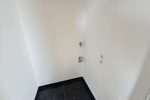 Helle 3-Zimmer-Dachgeschosswohnung im Neubau in Ulm-Lehr – inklusive moderner Einbauküche – Straubstraße 10/2, 89081 Lehr, Ulm – Vorschaubild 10