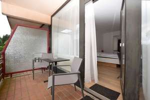 Hahnenklee-Zentrum: Helles, modernisiertes Ferien-Apartment mit Balkon + Küchenzeile... – Die vollständige Adresse der Immobilie erhältst du vom Anbieter., 38644 Goslar – Vorschaubild 4