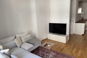 Stilvolle 2-Zimmer-Wohnung mit gehobener Innenausstattung mit Balkon und EBK in Nürnberg – Äußere Laufer Gasse 9, 90403 Nürnberg – Vorschaubild 14