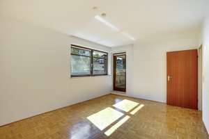 Großzügige 3,5-Zimmer-Wohnung im 2. Obergeschoss im beliebten Essener Moltkeviertel – 45138 Huttrop, Essen – Vorschaubild 12