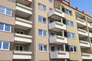 Dein Balkon nach Süden und die Stadt in Reichweite - 2-Zimmer Wohnung in NÜ-Steinbühl – Die vollständige Adresse der Immobilie erhältst du vom Anbieter., 90443 Steinbühl, Nürnberg – Vorschaubild 1
