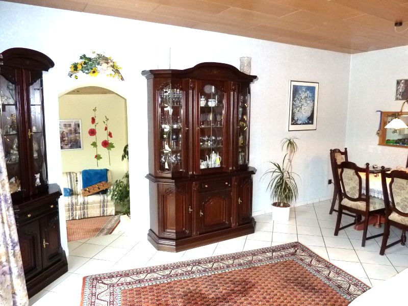 Reihenendhaus mit Traumgrundstück... V-E-R-K-A-U-F-T... image 2