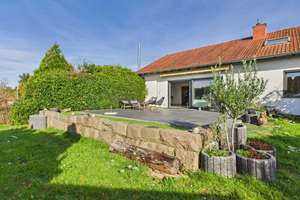 Wohnen am Waldrand – Einfamilienhaus mit Kamin und Terrasse – Die vollständige Adresse der Immobilie erhältst du vom Anbieter., 67659 Erlenbach, Kaiserslautern – Vorschaubild 5