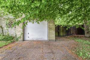 Bremen - Schwachhausen / Außergewöhnliches und seltenes Grundstück mit großzügigem Einfamilienhaus – Die vollständige Adresse der Immobilie erhältst du vom Anbieter., 28211 Gete, Bremen – Vorschaubild 2