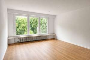 Sanierte 3,5 Zimmer Wohnung mit Balkon in Oberhausen, Garage auf Wunsch – 46049 Lirich-Nord, Oberhausen – Vorschaubild 6