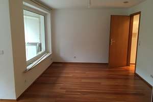 BIK: Gepflegte 2-Zimmer-Wohnung mit Einbauküche, Loggia und Garten in stadtnaher Lage! Südstadt! – Die vollständige Adresse der Immobilie erhältst du vom Anbieter., 42119 Elberfeld, Wuppertal – Vorschaubild 5