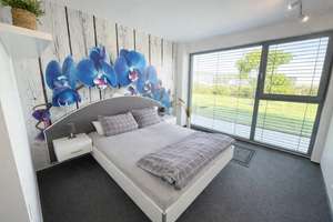Arbeiten und Wohnen auf 2.700 m² – Gewerbeobjekt mit Wohnhaus, Halle und Garagen – Die vollständige Adresse der Immobilie erhältst du vom Anbieter., 92360 Mühlhausen – Vorschaubild 4