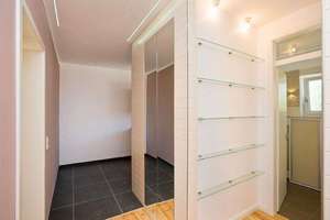 SANIERT & BEZUGSFREI + Komfortabel: 2-Zimmer-Whg. Bad + 2.Gäste WC + Süd-Loggia + EBK + Baujahr 1928 – Die vollständige Adresse der Immobilie erhältst du vom Anbieter., 13469 Lübars, Berlin – Vorschaubild 21